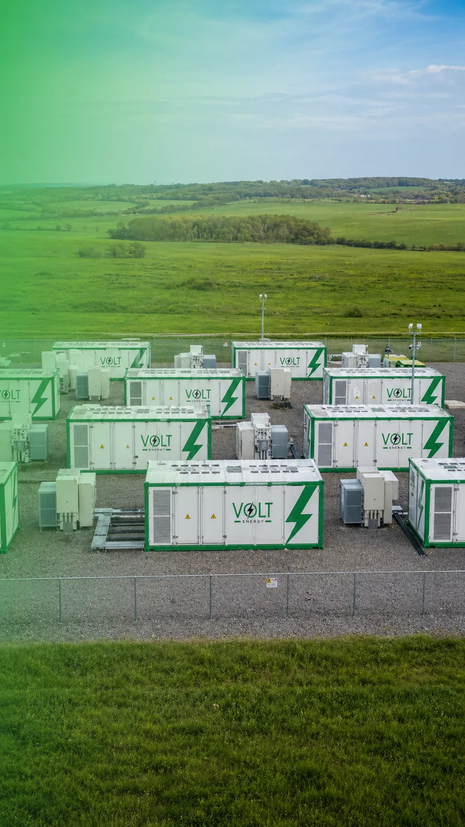Gewerbefläche mit mehreren VoltEnergy Batteriespeichern